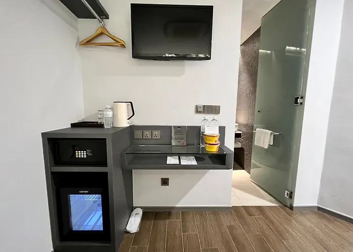 Bliss Hotel Singapore