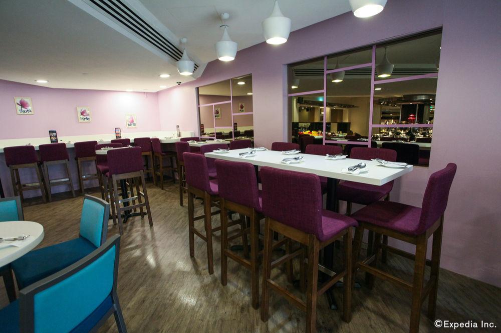 Furama Centre 4*