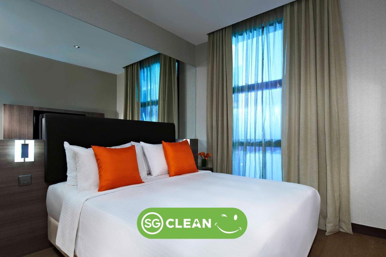Aqueen Kitchener Hotel 3*