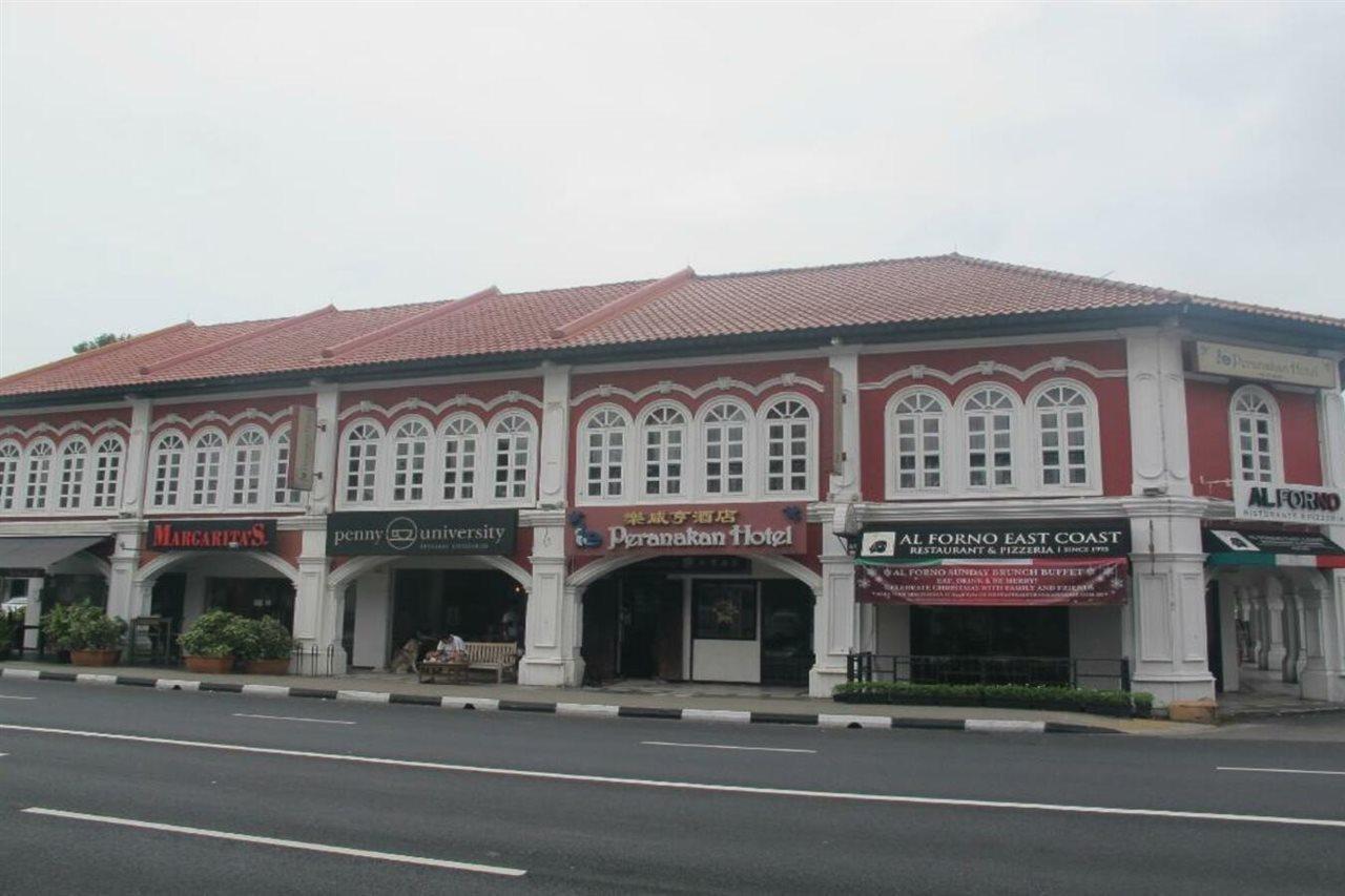 The Snooze Marine Parade 3*