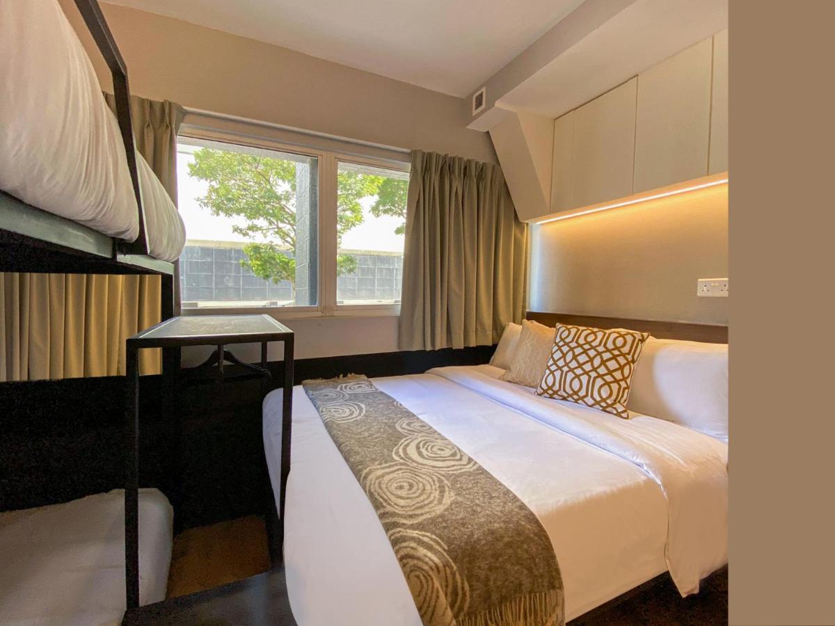 Hotel St Signature Bugis Beach, Dayuse, 5 Hours, 9am-2pm