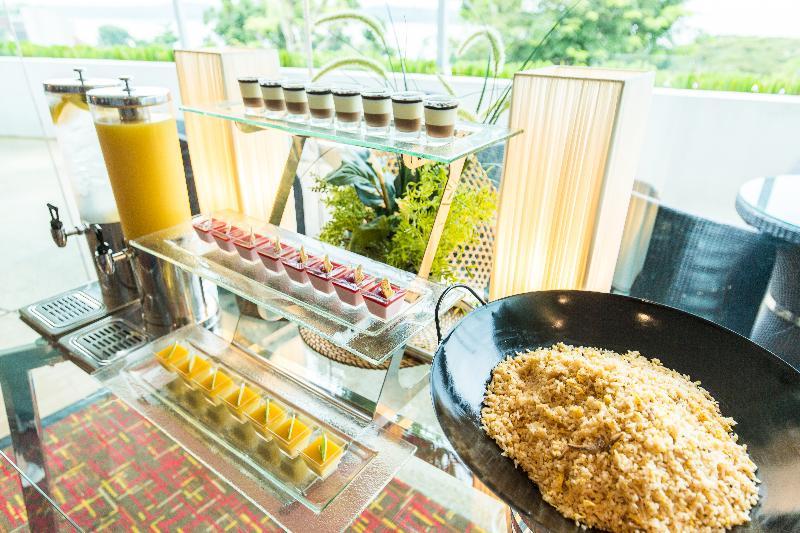 Village Changi By Far East Hospitality Hotel 4*