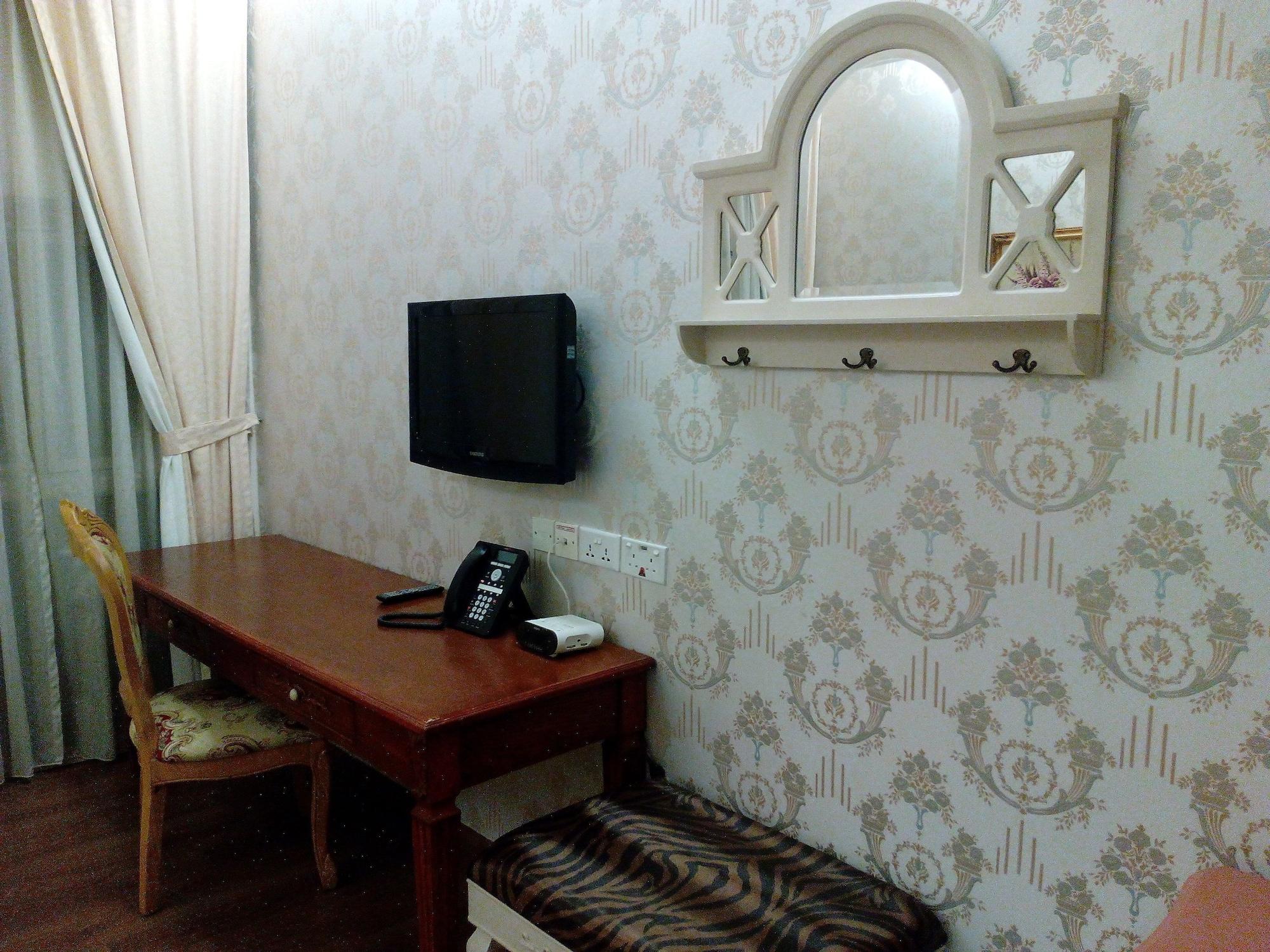 Hotel Jayleen 1918 3*