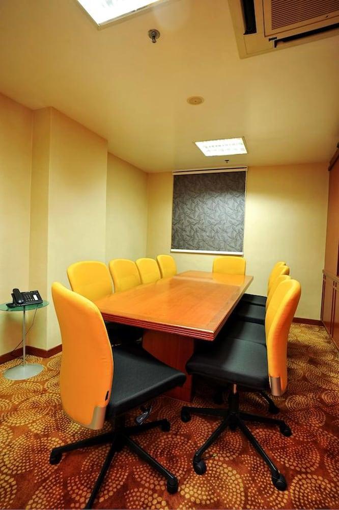 Oxford 3* Singapore