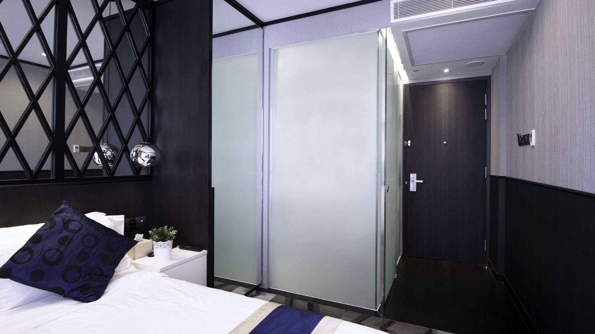 Nuve Urbane Hotel 4*