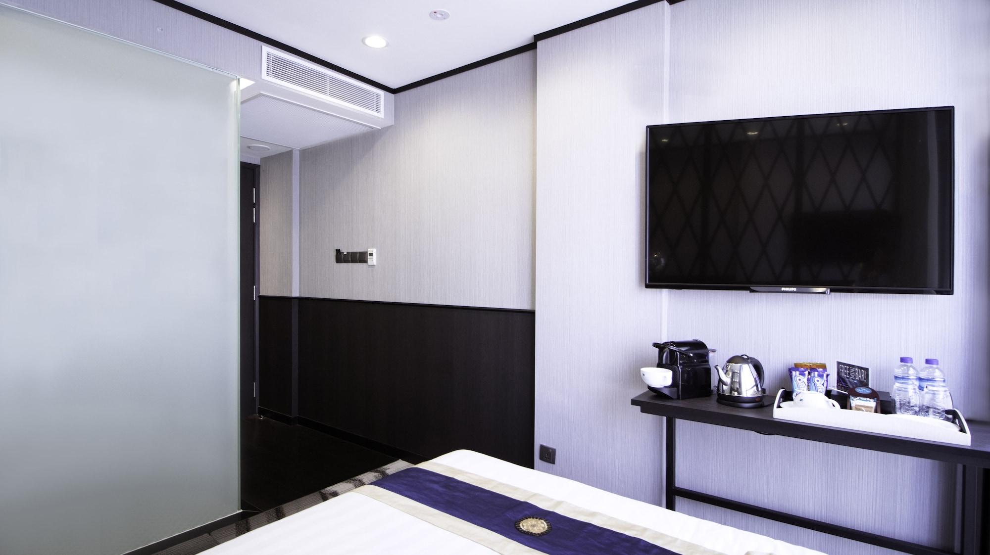 Nuve Urbane 4*