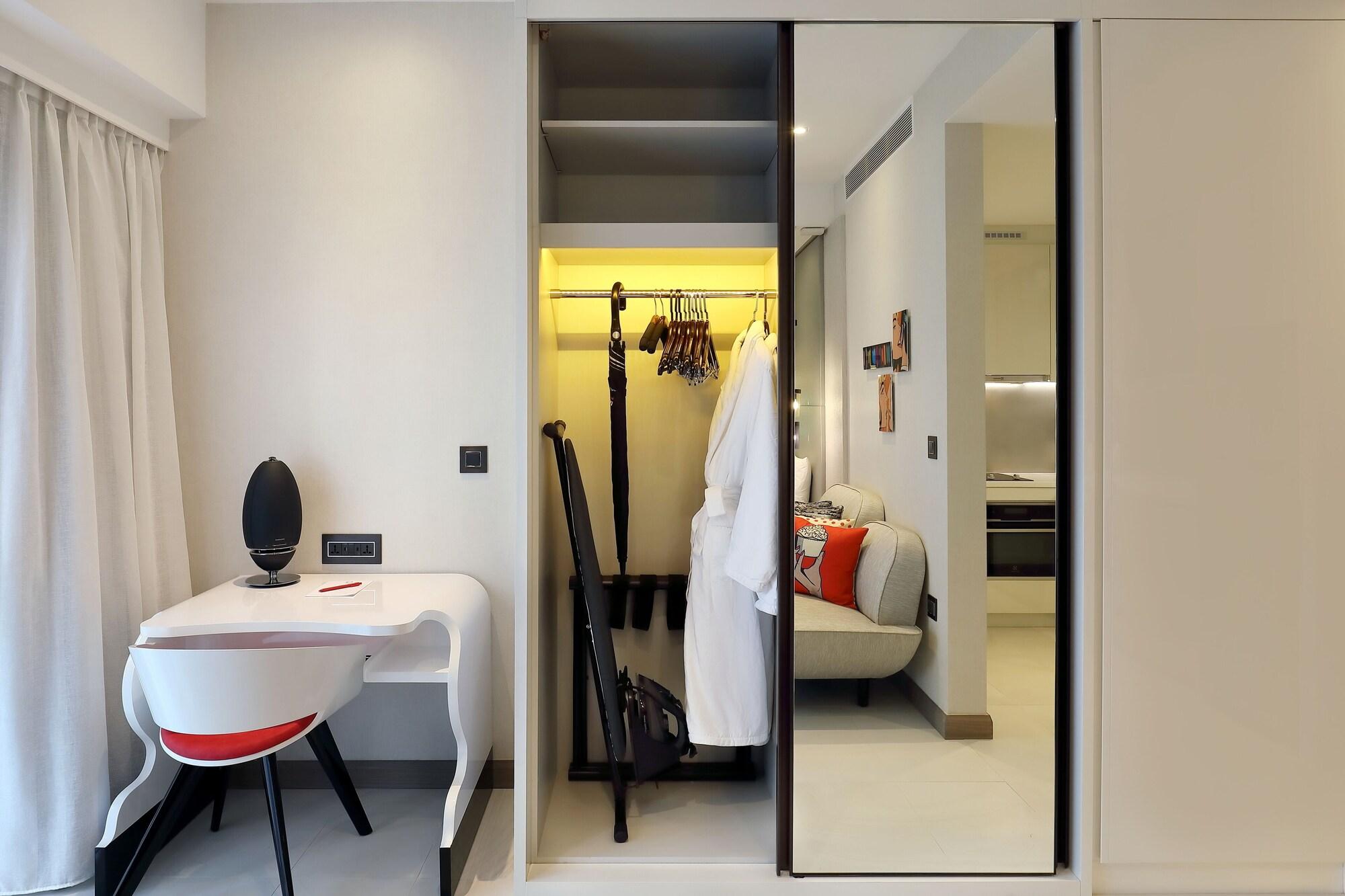 Oakwood Aparthotel 5*