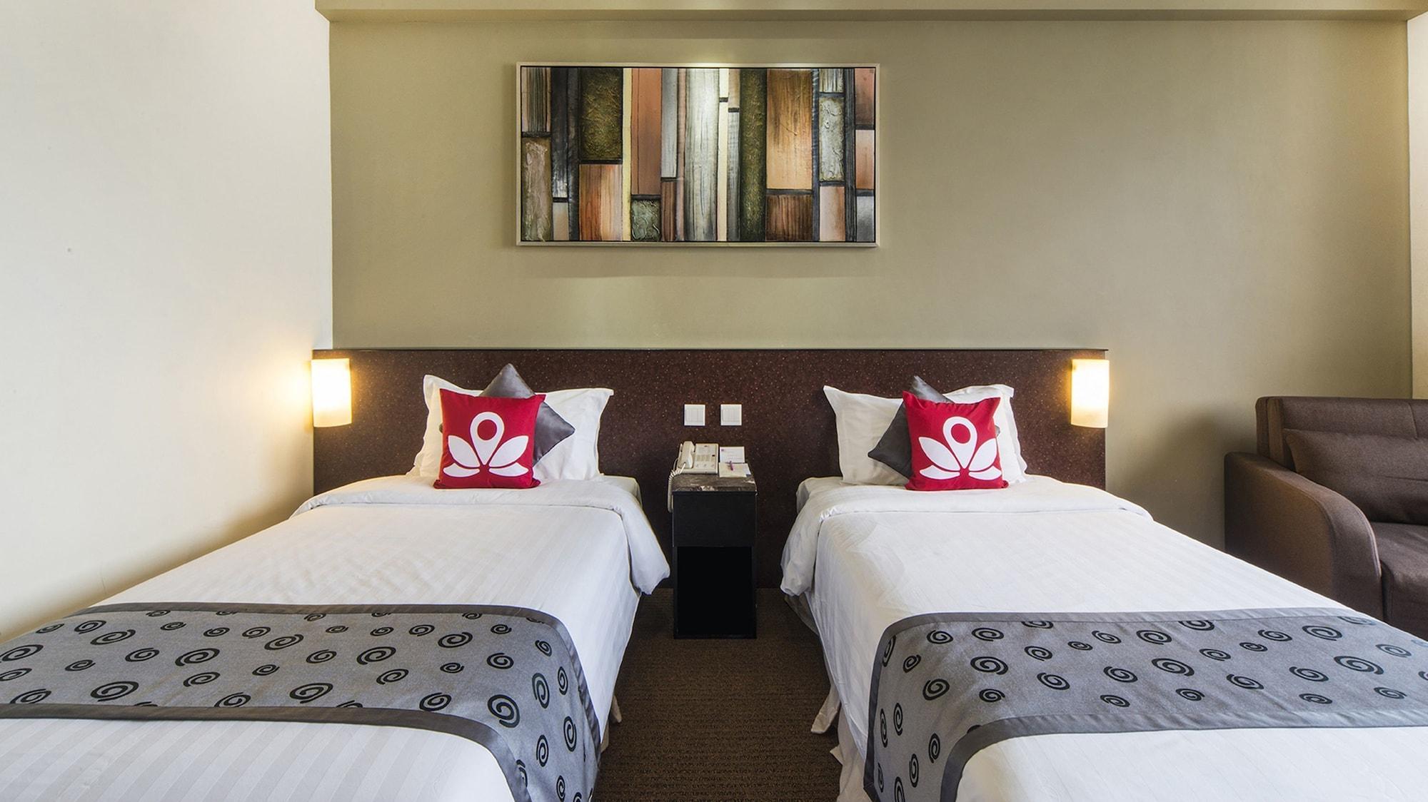 Hotel Zen Novena 4*