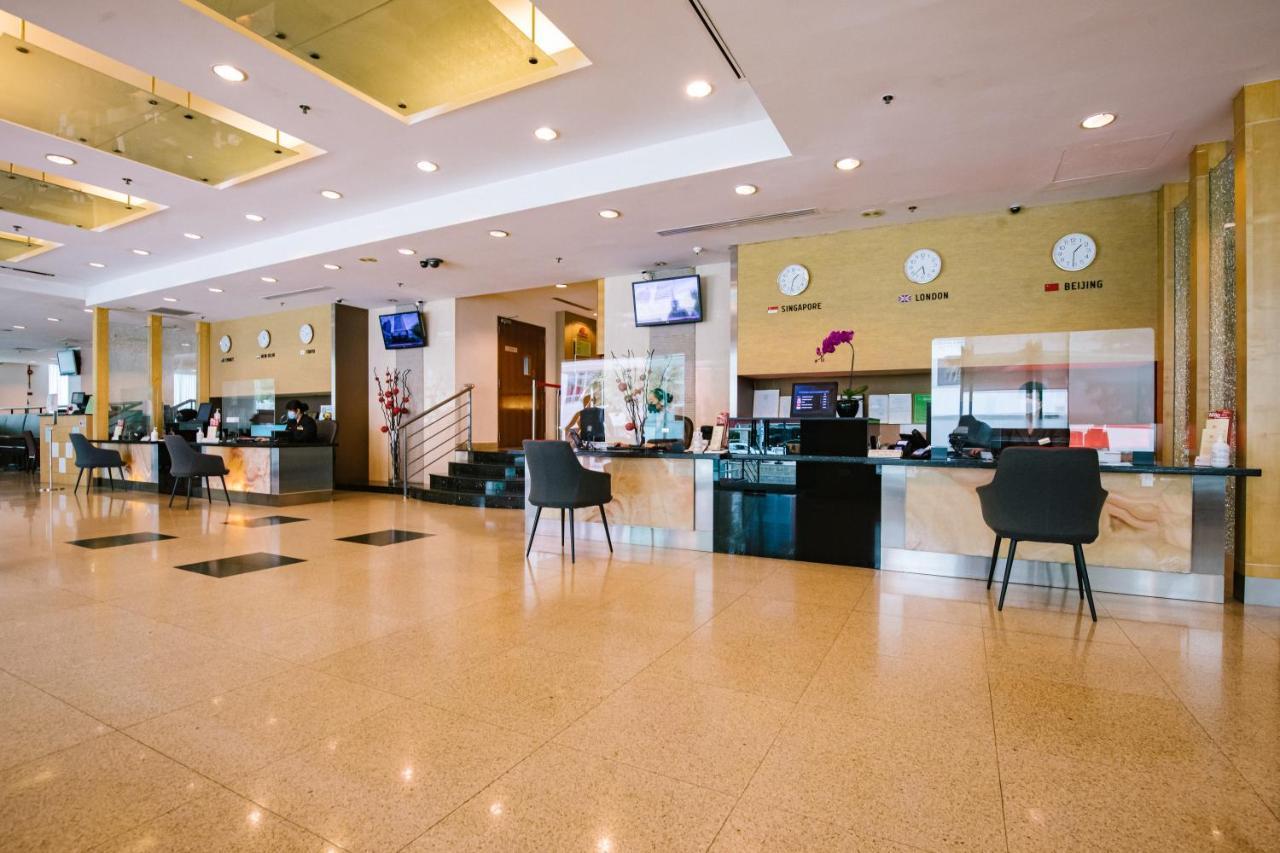 Royal Queens 4* Singapore