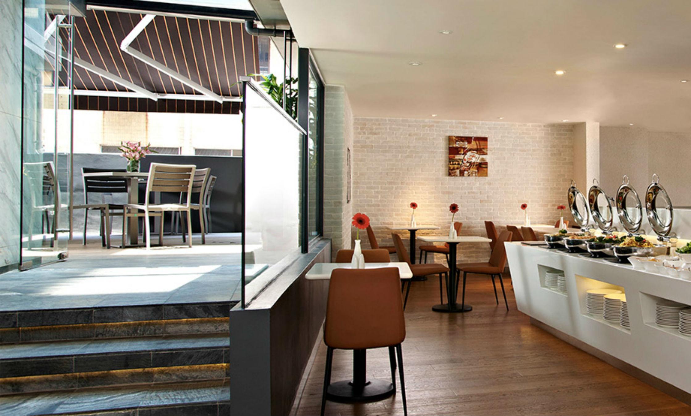 Aqueen Kitchener 3* Singapore
