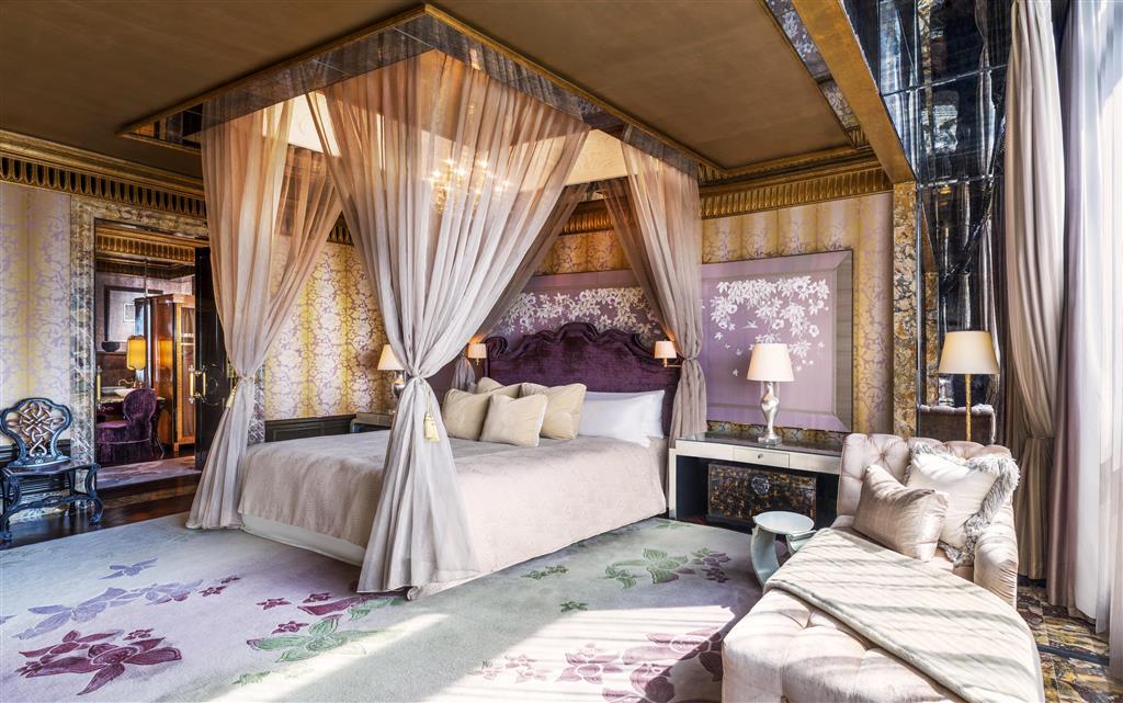The St. Regis 5*