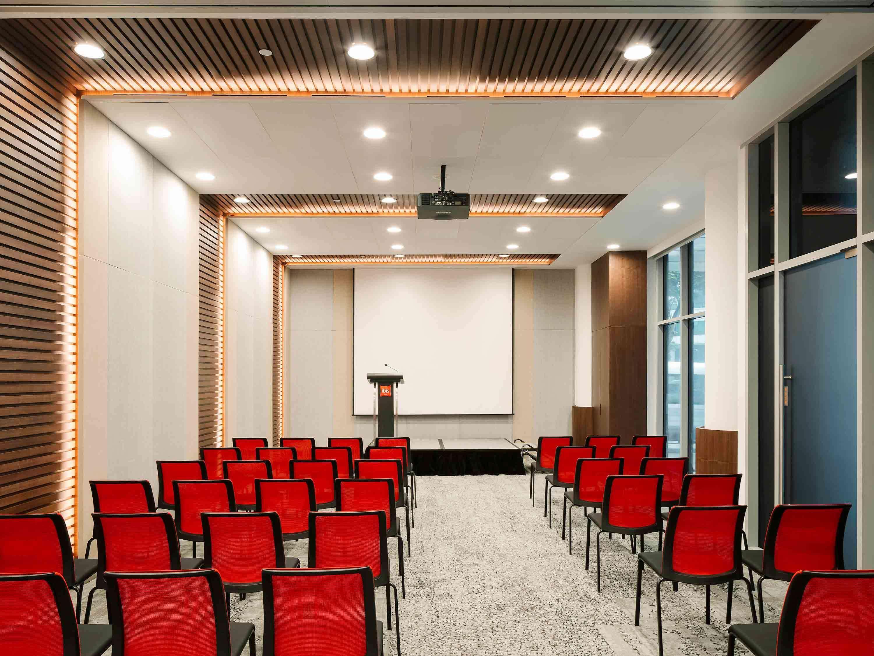 Hotel Ibis On Bencoolen - Newly Renovated