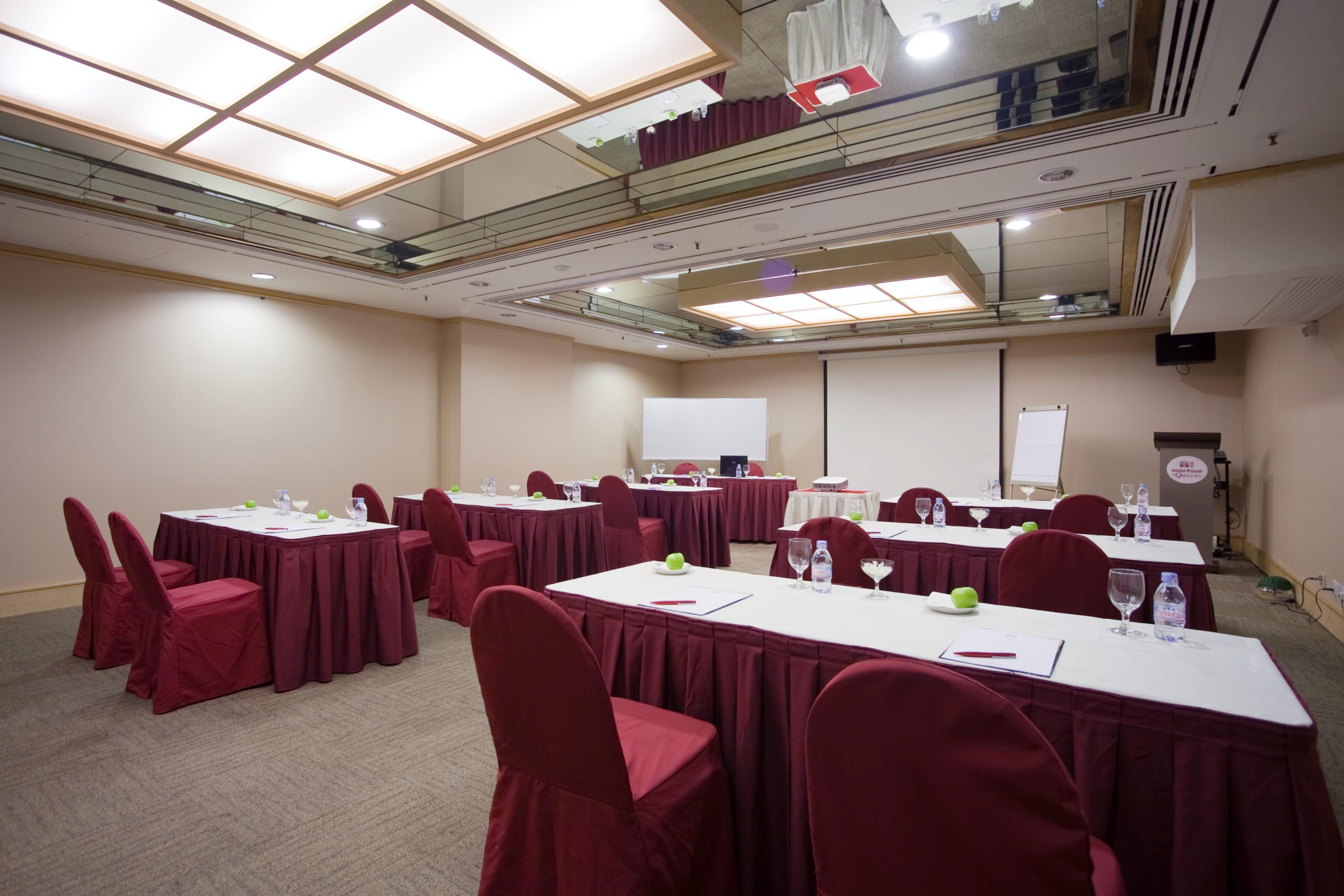 Hotel Royal Queens Singapore