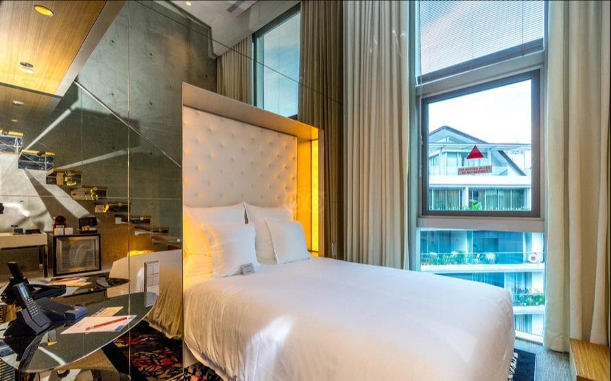 M Social 4* Singapore