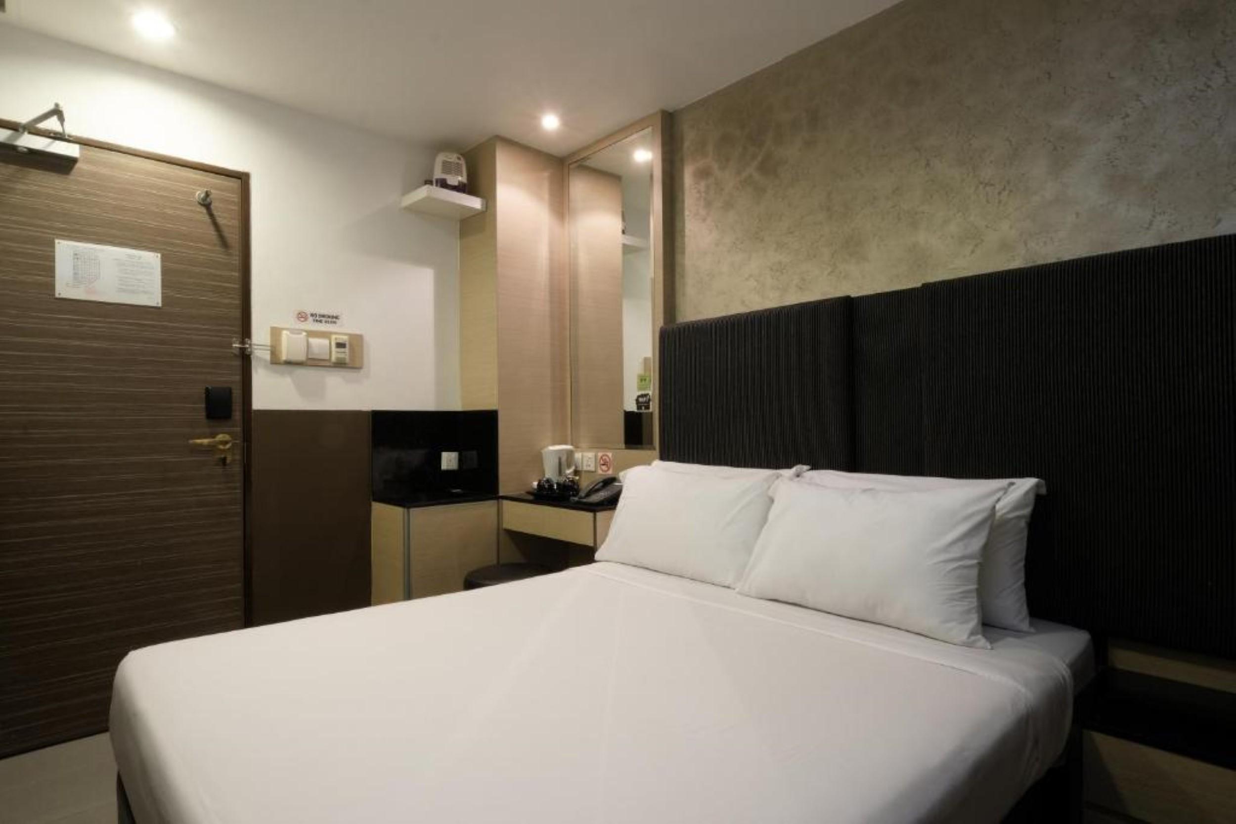 Lion Peak Bugis Hotel Singapore