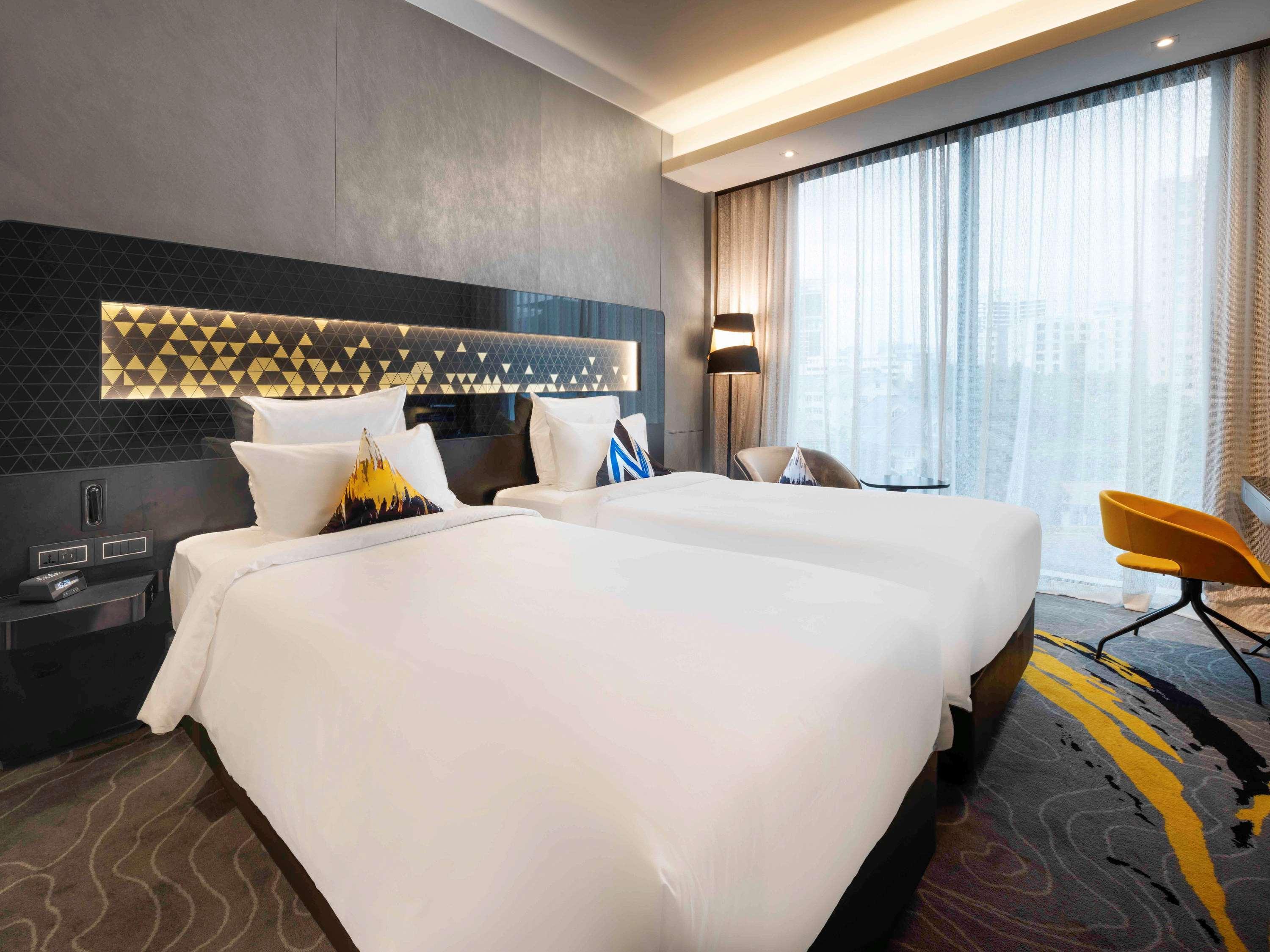 Novotel On Stevens 4*