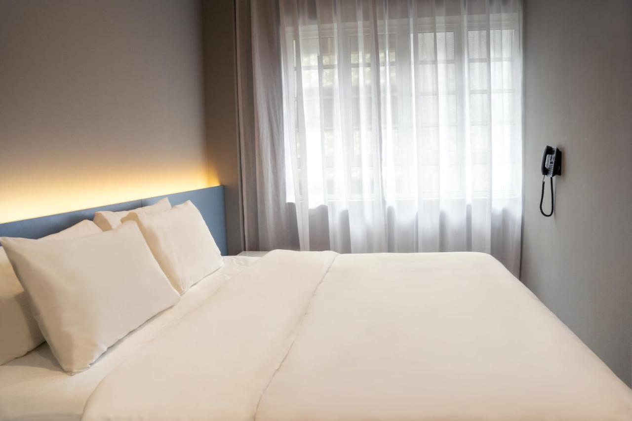 Bencoolen At Hong Kong Street Hotel 4*