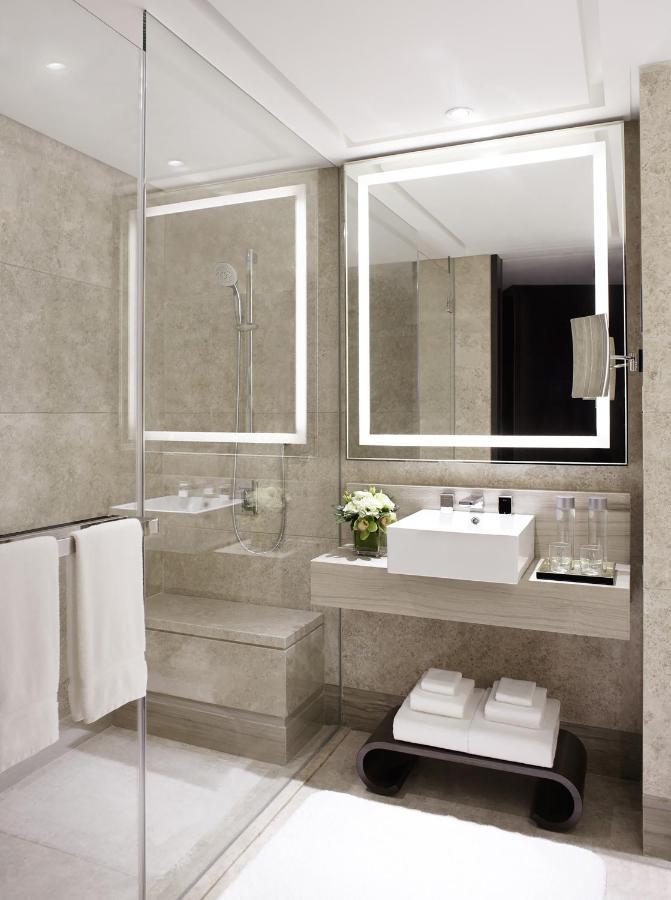 Hotel Marriott Tang Plaza 5*