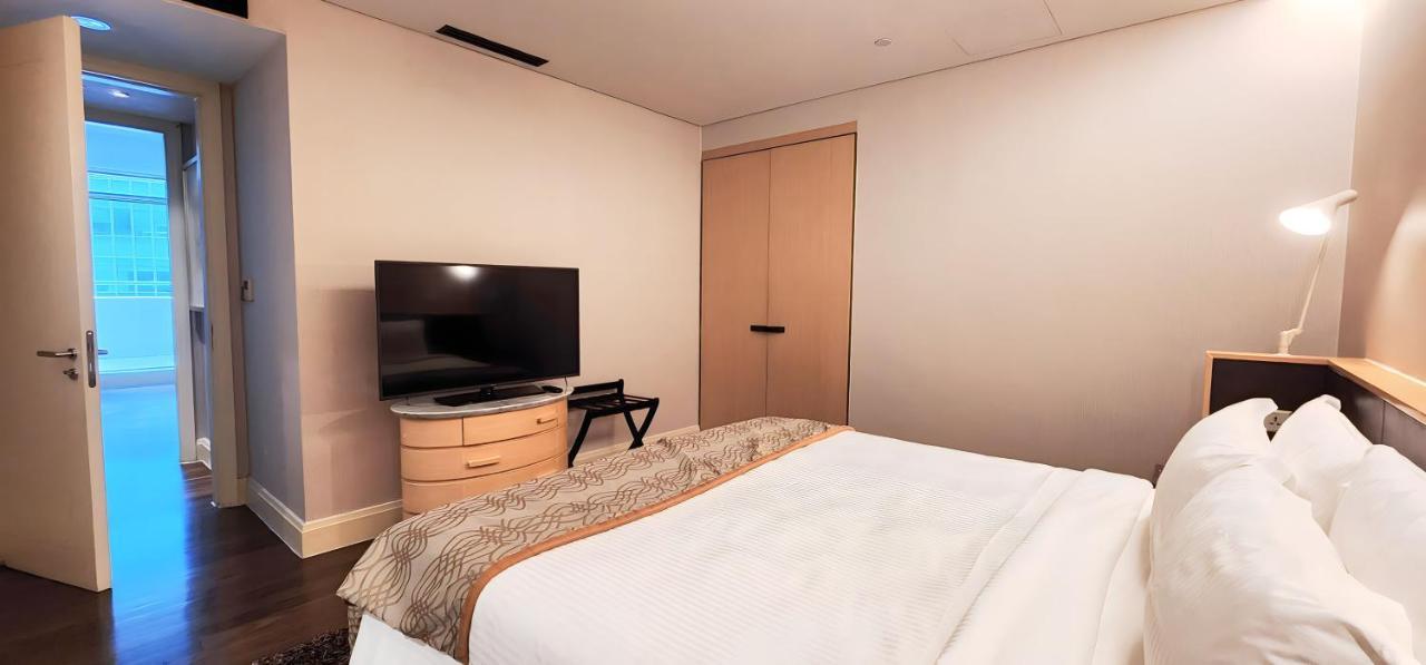 Ascott Raffles Place Hotel Singapore