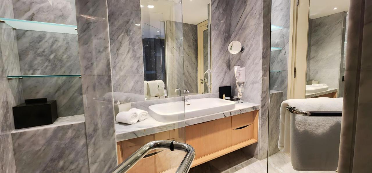 Ascott Raffles Place Hotel Singapore