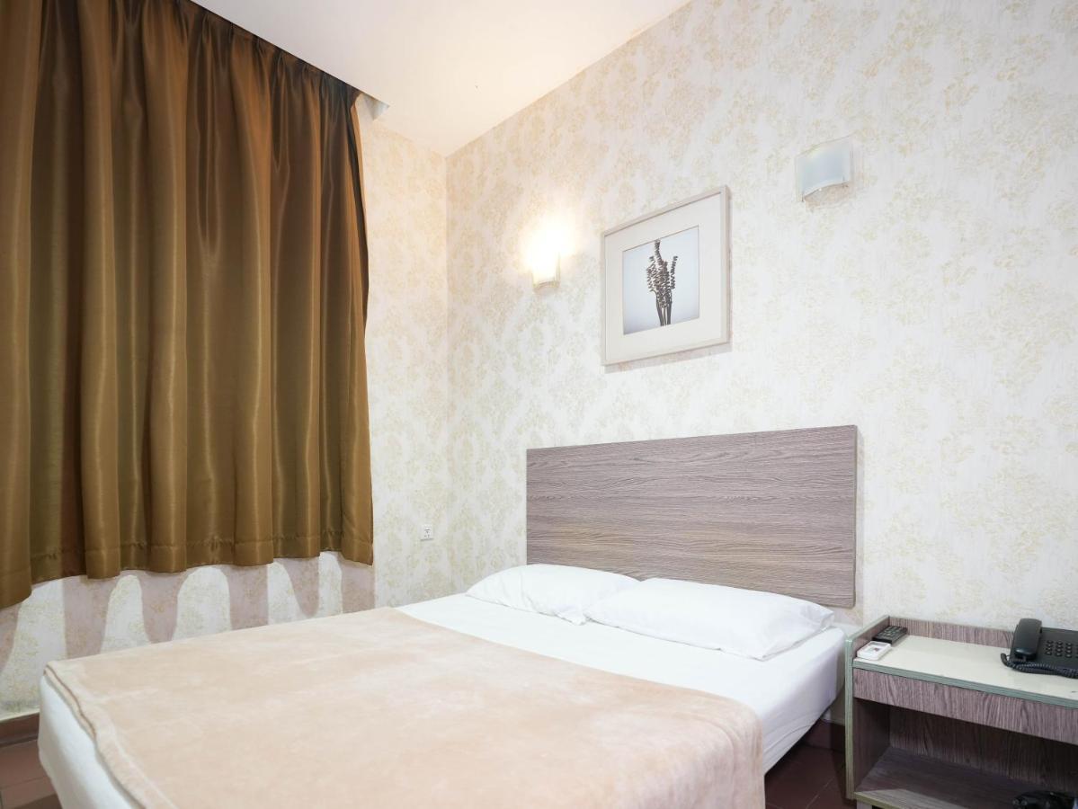 Mountbatten Hotel