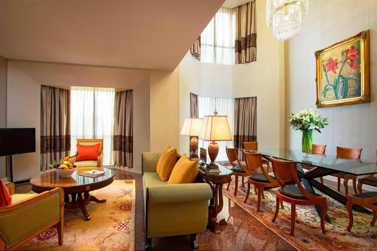 Hotel Sheraton Towers 5*