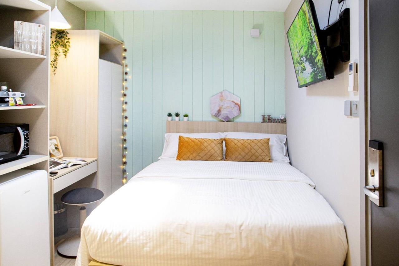 Coliwoo Gayworld - Coliving Singapore