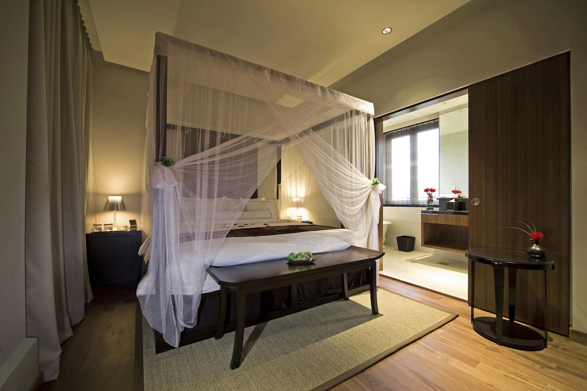Amara Sanctuary Sentosa Resort Singapore