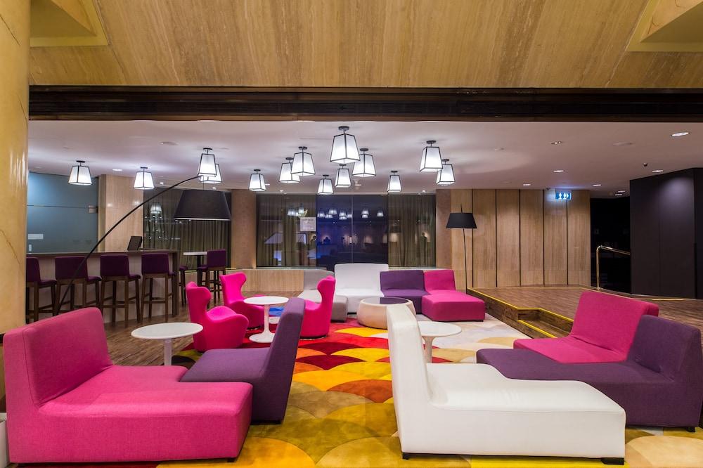 Furama Centre 4*