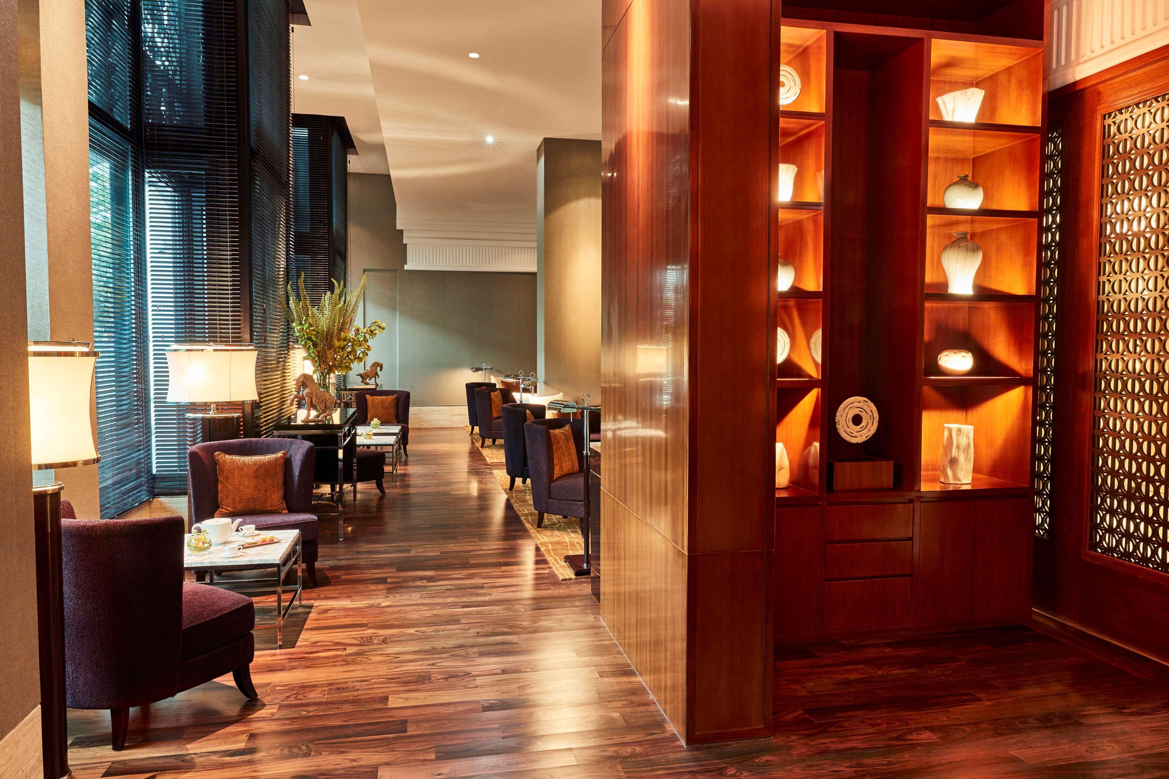 The Capitol Kempinski 5*