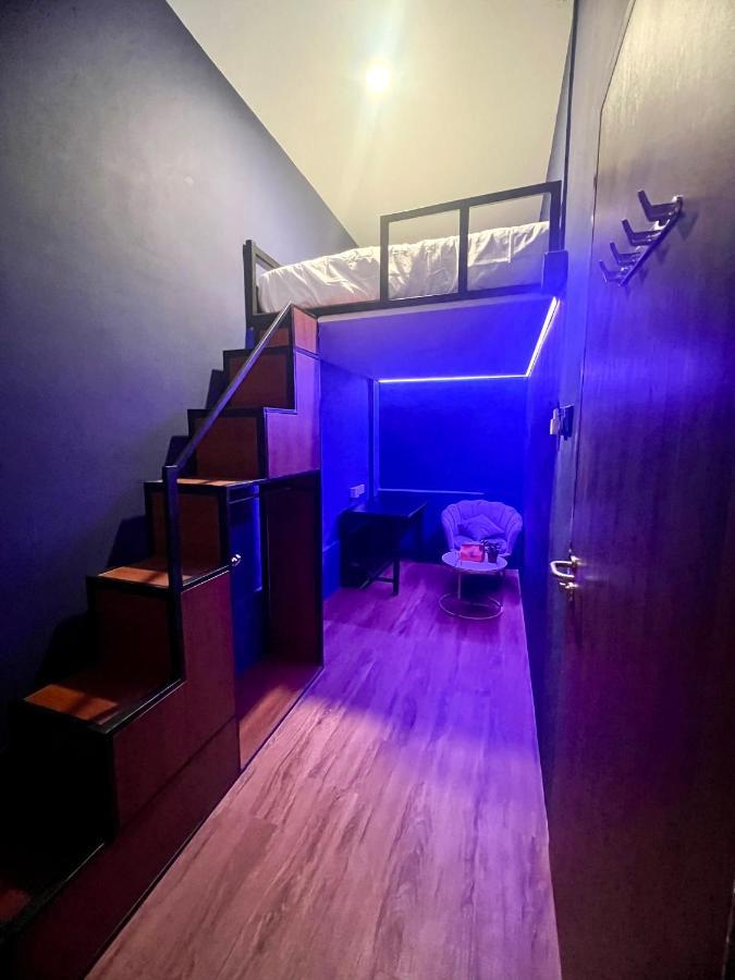 Hotel Arena Esports @ Bugis Village 3*