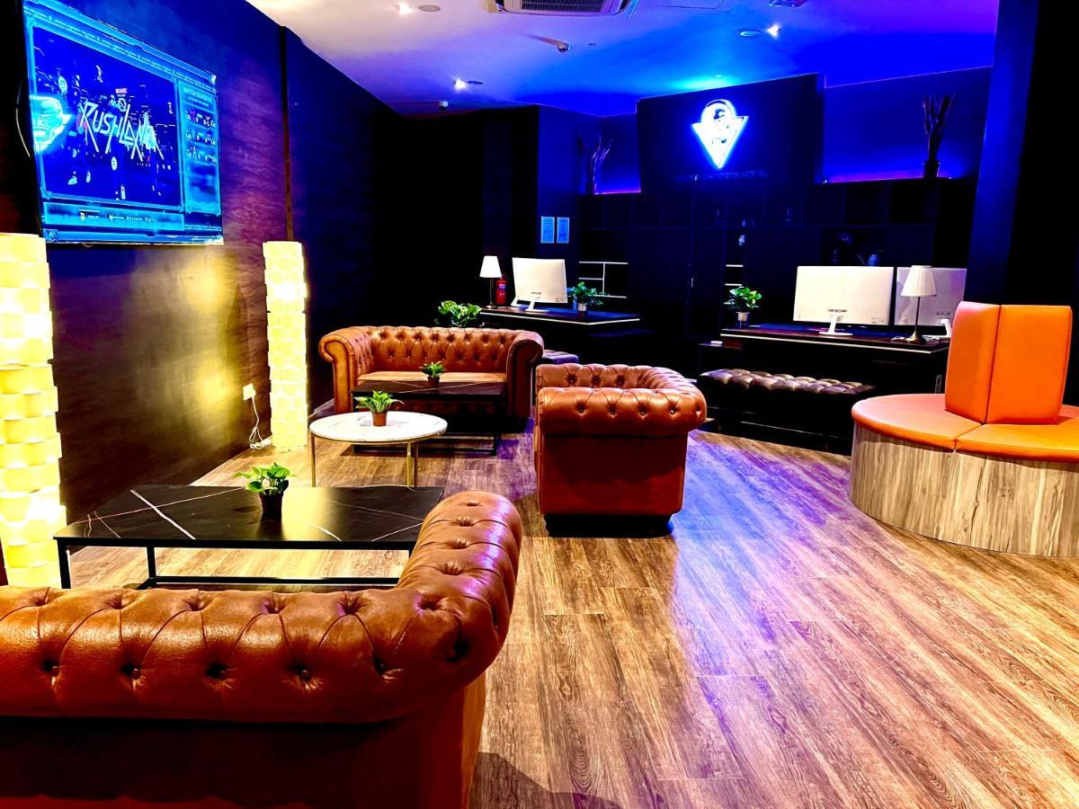Arena Esports @ Bugis Village Hotel