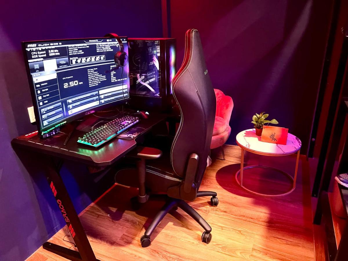 Arena Esports @ Bugis Village