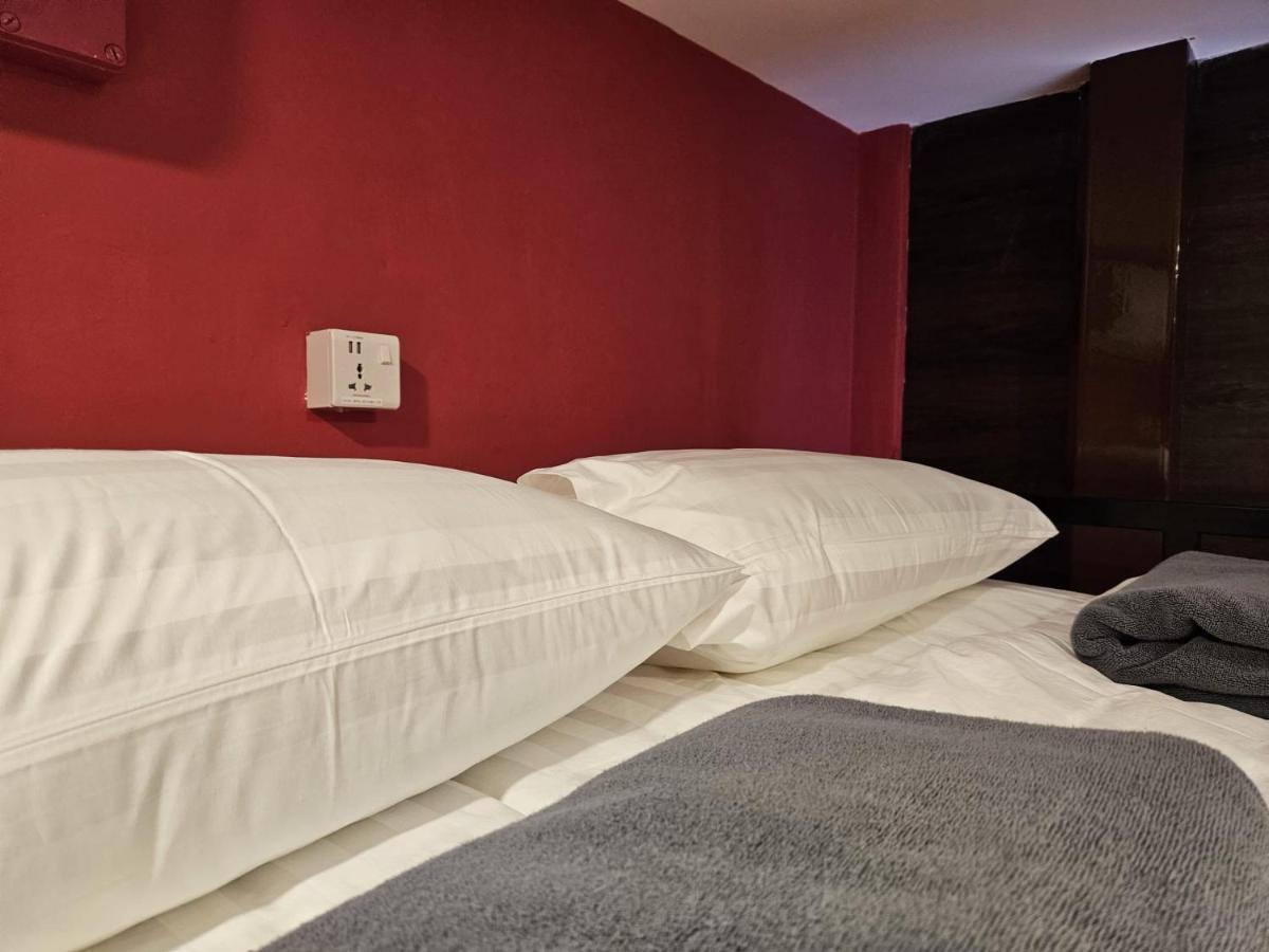 Hotel Arena Esports @ Bugis Village Singapore
