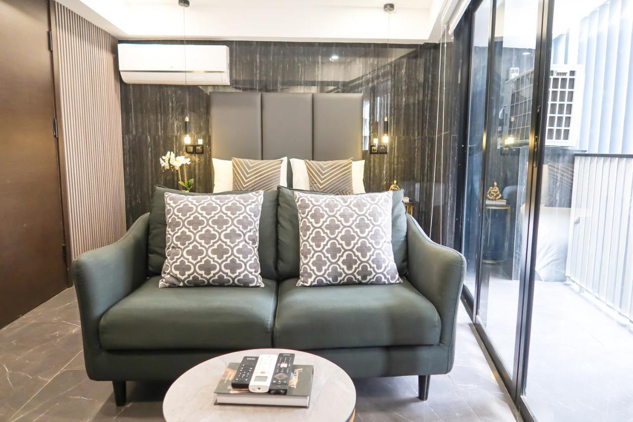 R Residences * Singapore
