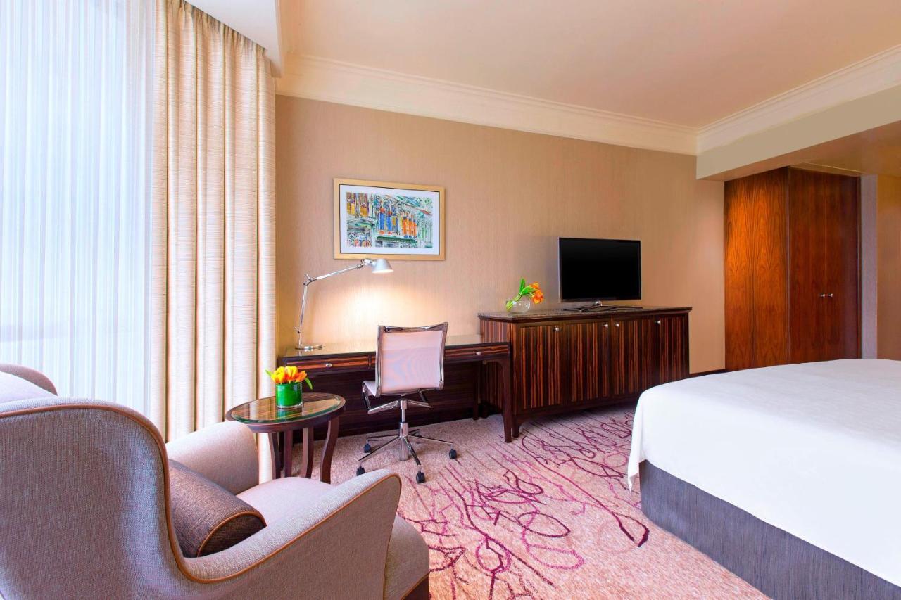 Sheraton Towers 5*