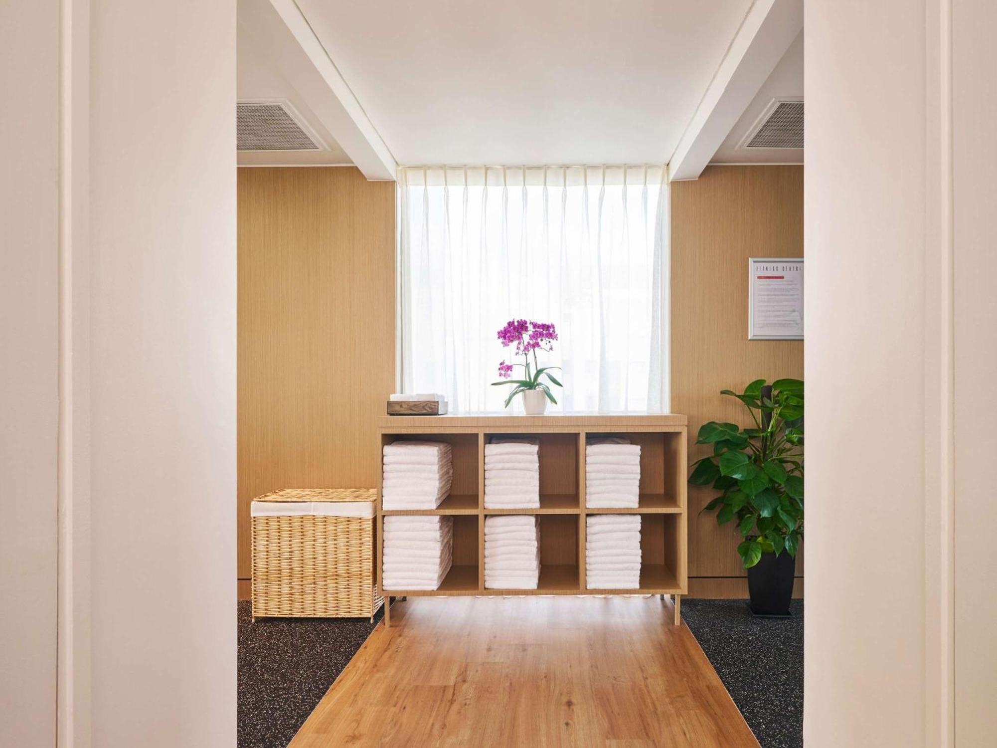 Ibis On Bencoolen - Newly Renovated Hotel Singapore