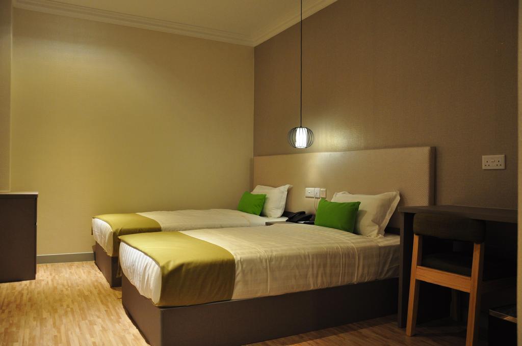Champion Hotel