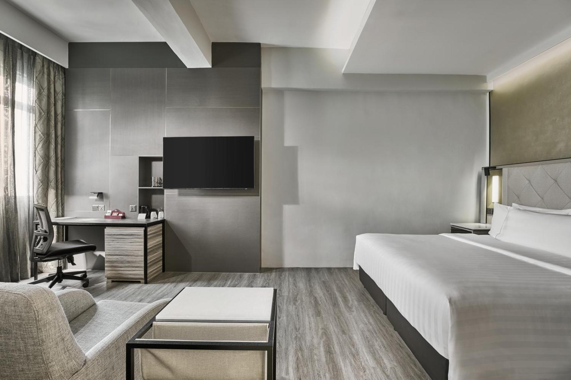 Novotel On Kitchener Hotel 4*