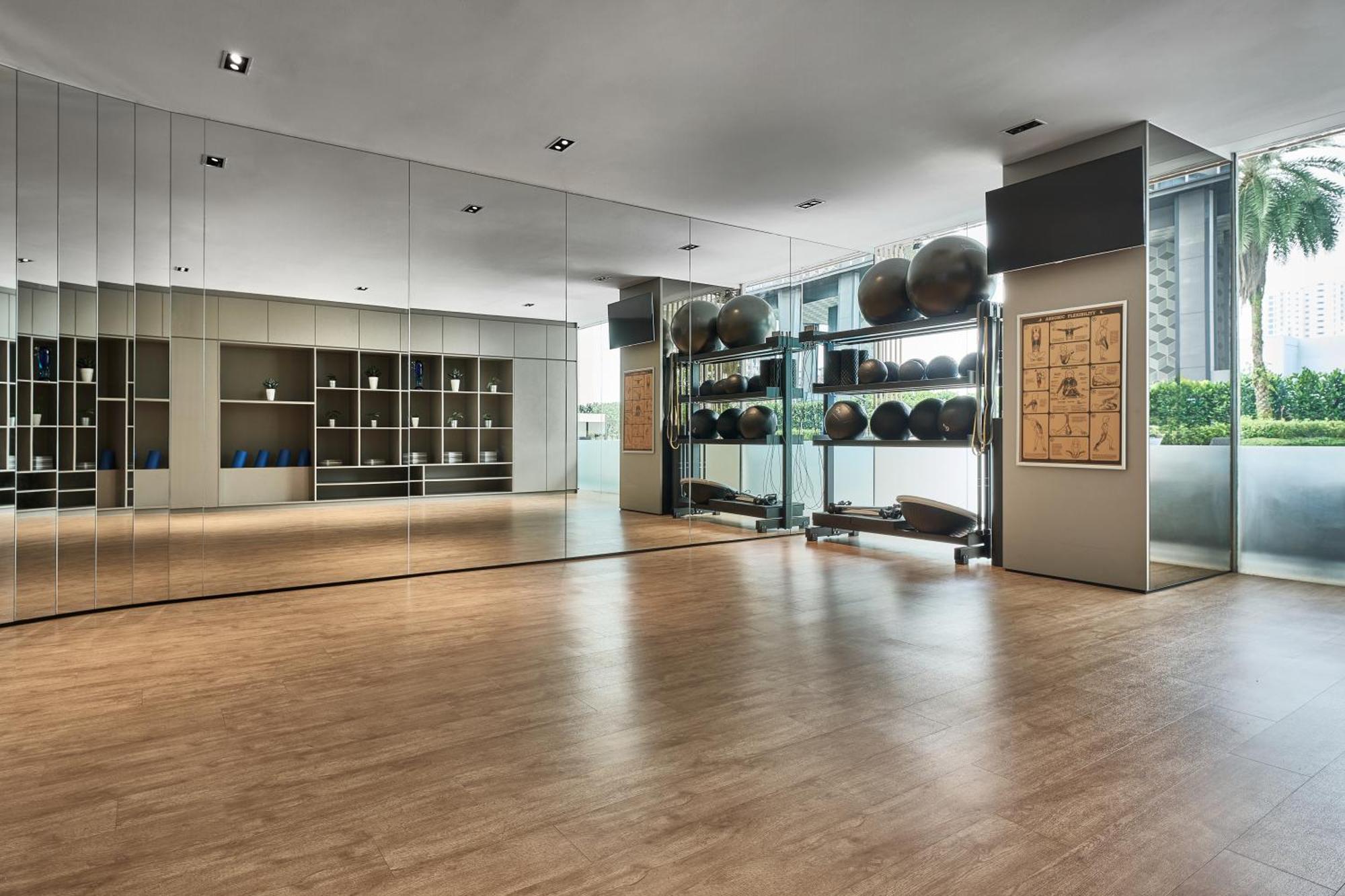 Hotel Novotel On Kitchener 4*