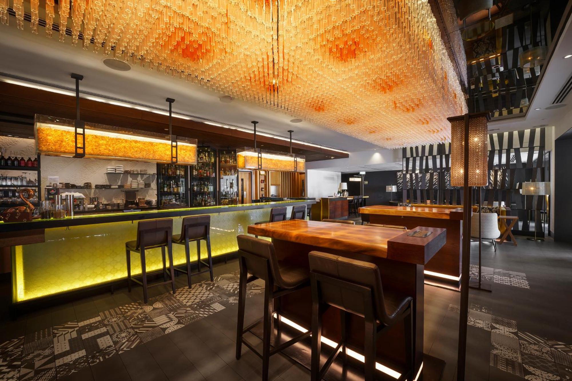 Swissotel The Stamford Hotel 5*