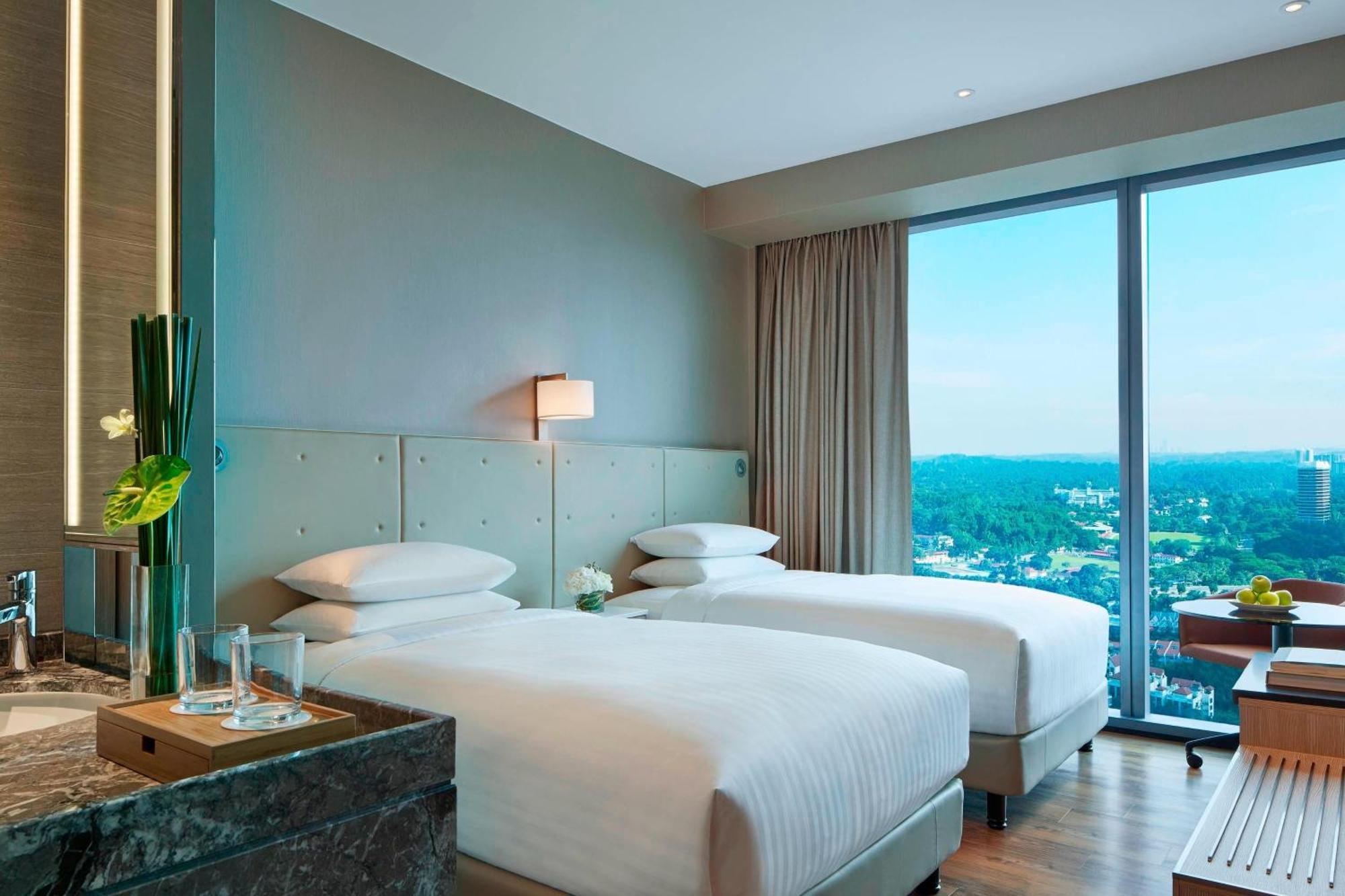Courtyard By Marriott Novena 4*