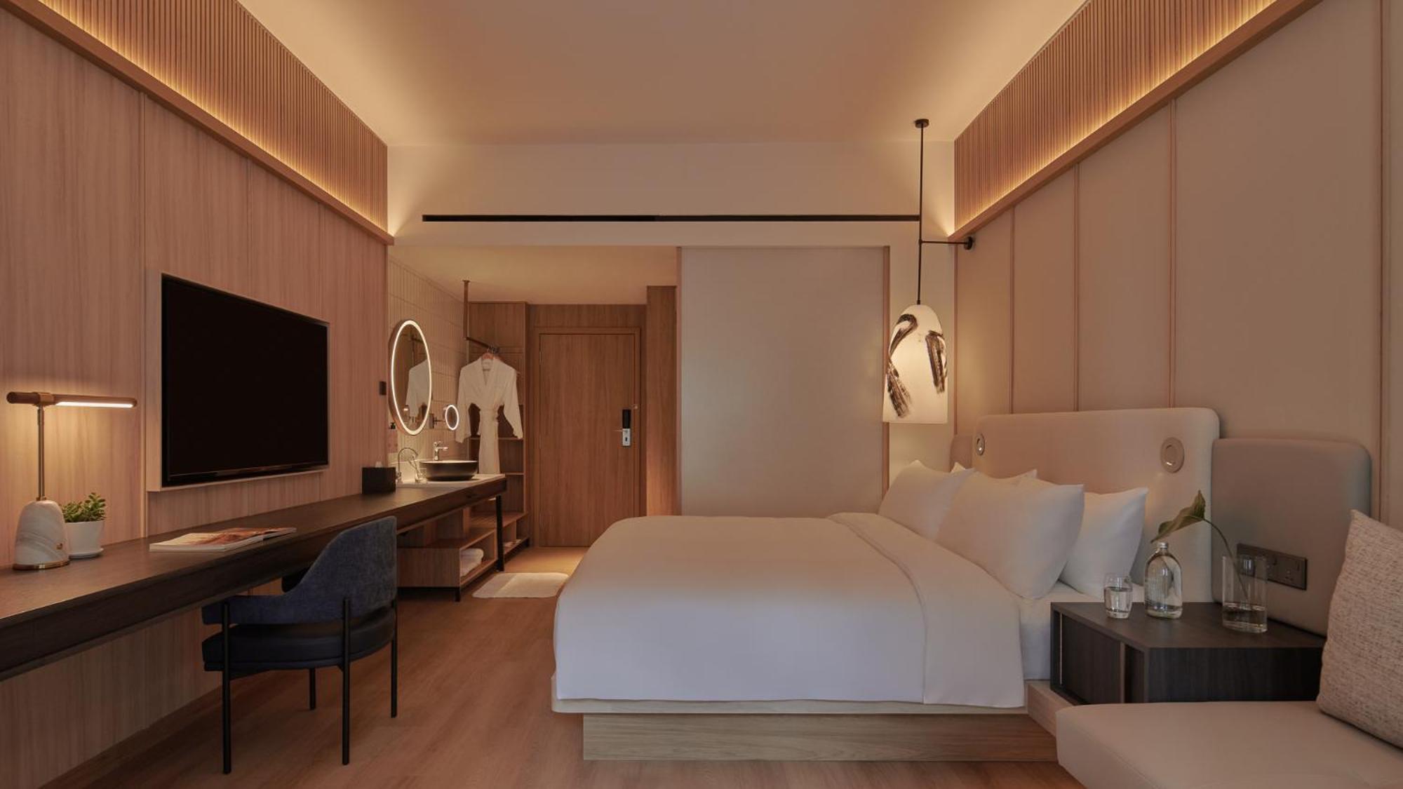 Amara - Newly Renovated 5*