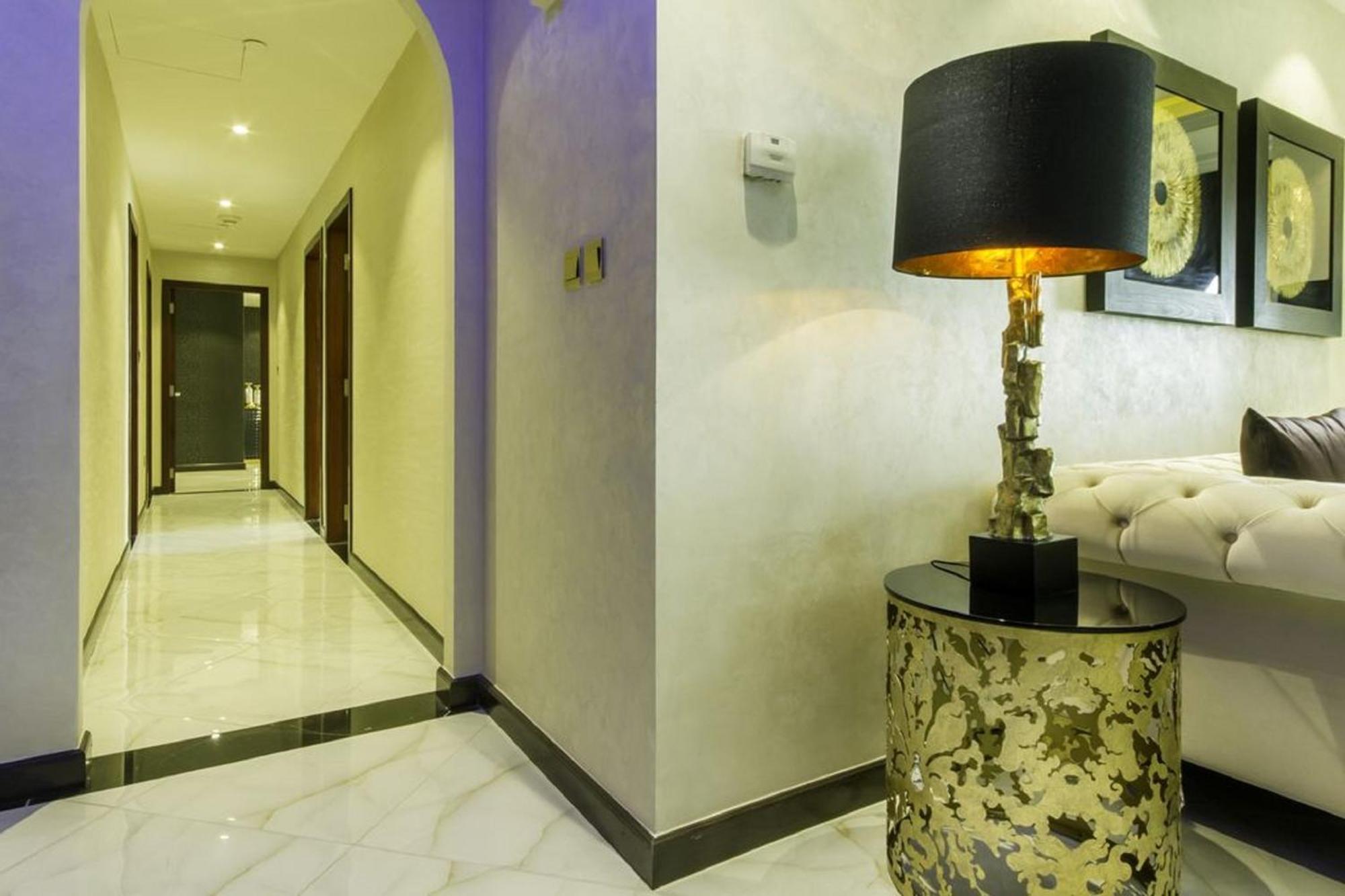 Luxury 3bd St Apartment Singapore