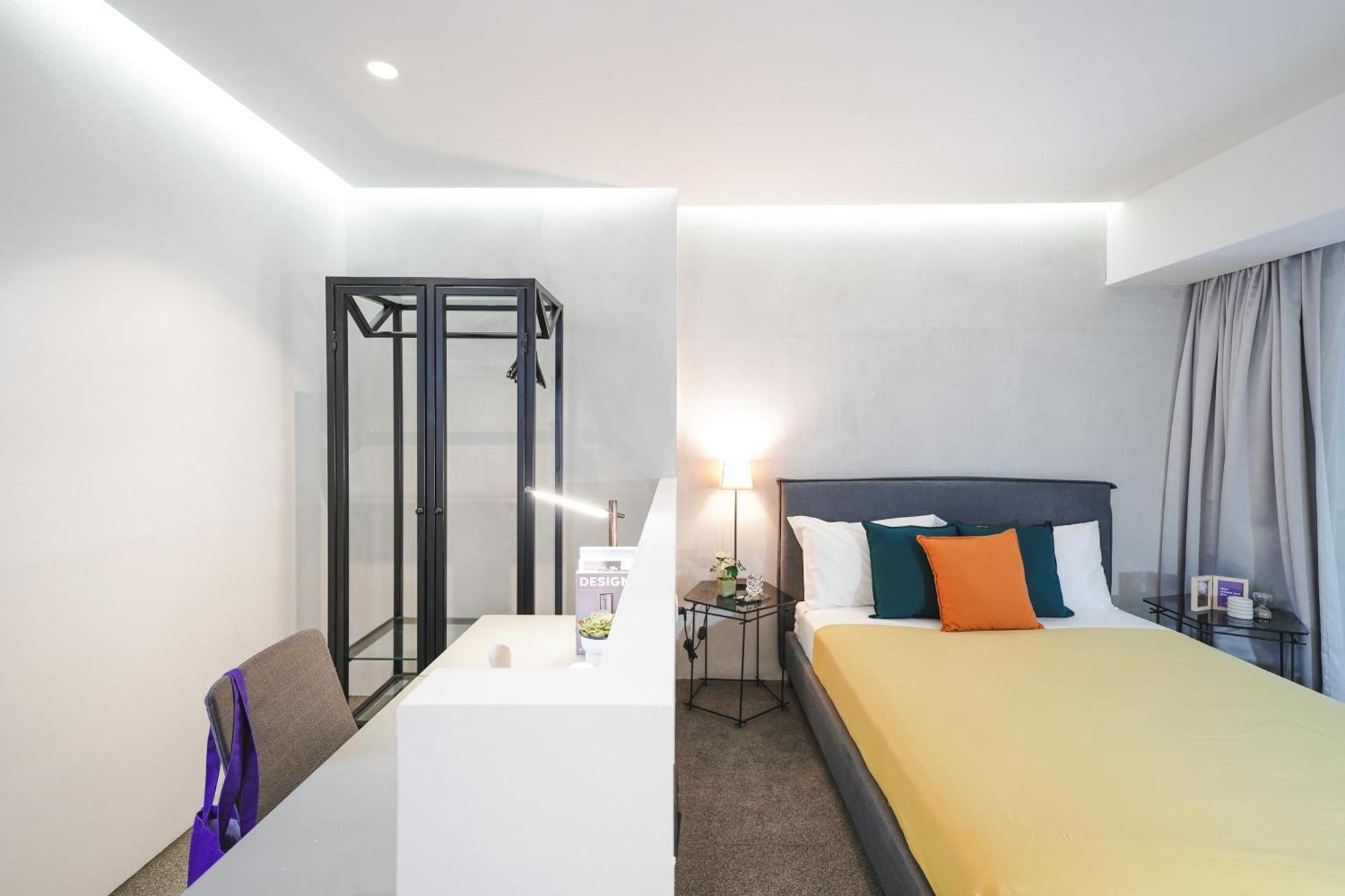 Base Residences: Hong Kong Street Singapore