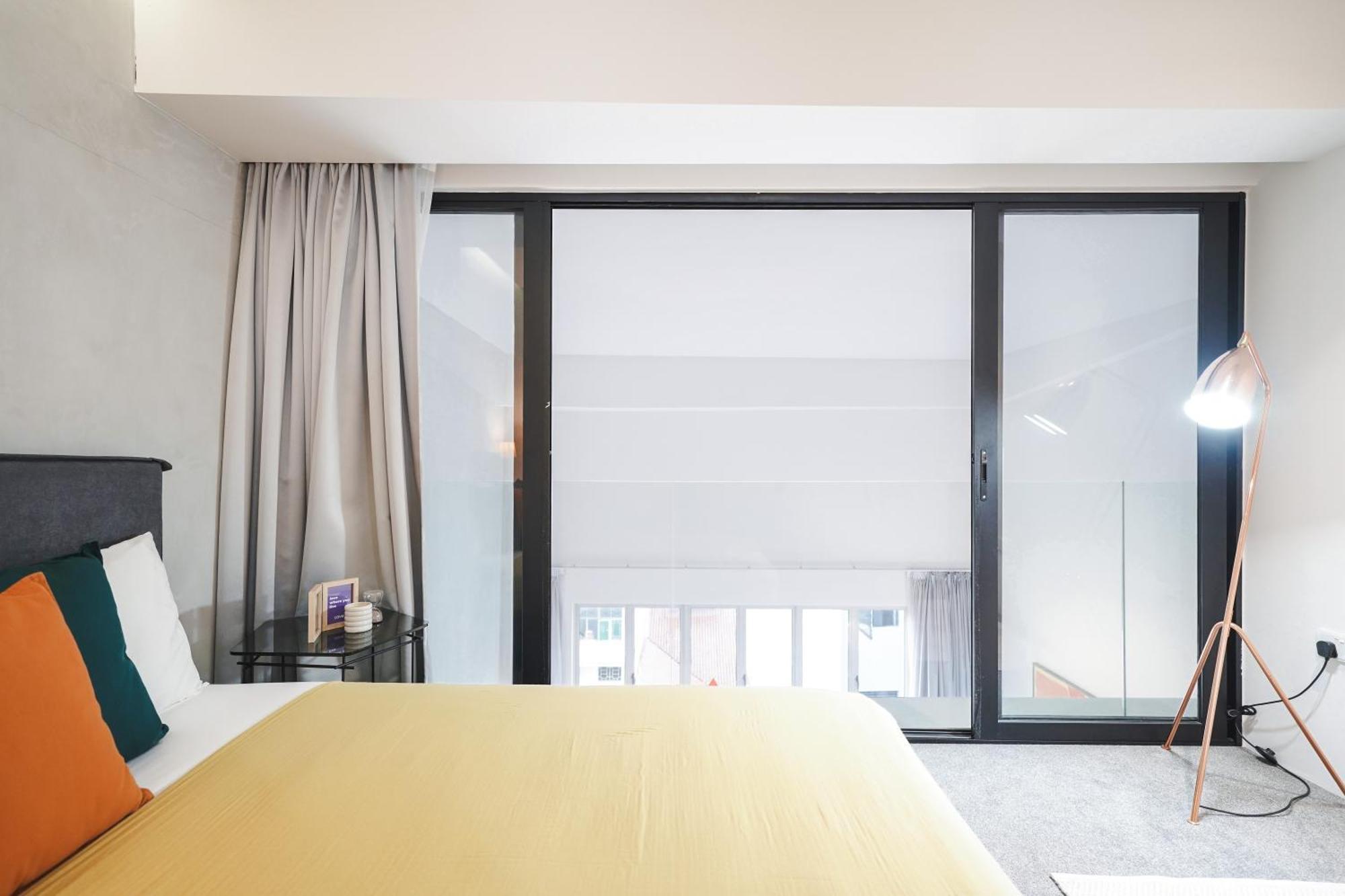 Base Residences: Hong Kong Street Apartment Singapore