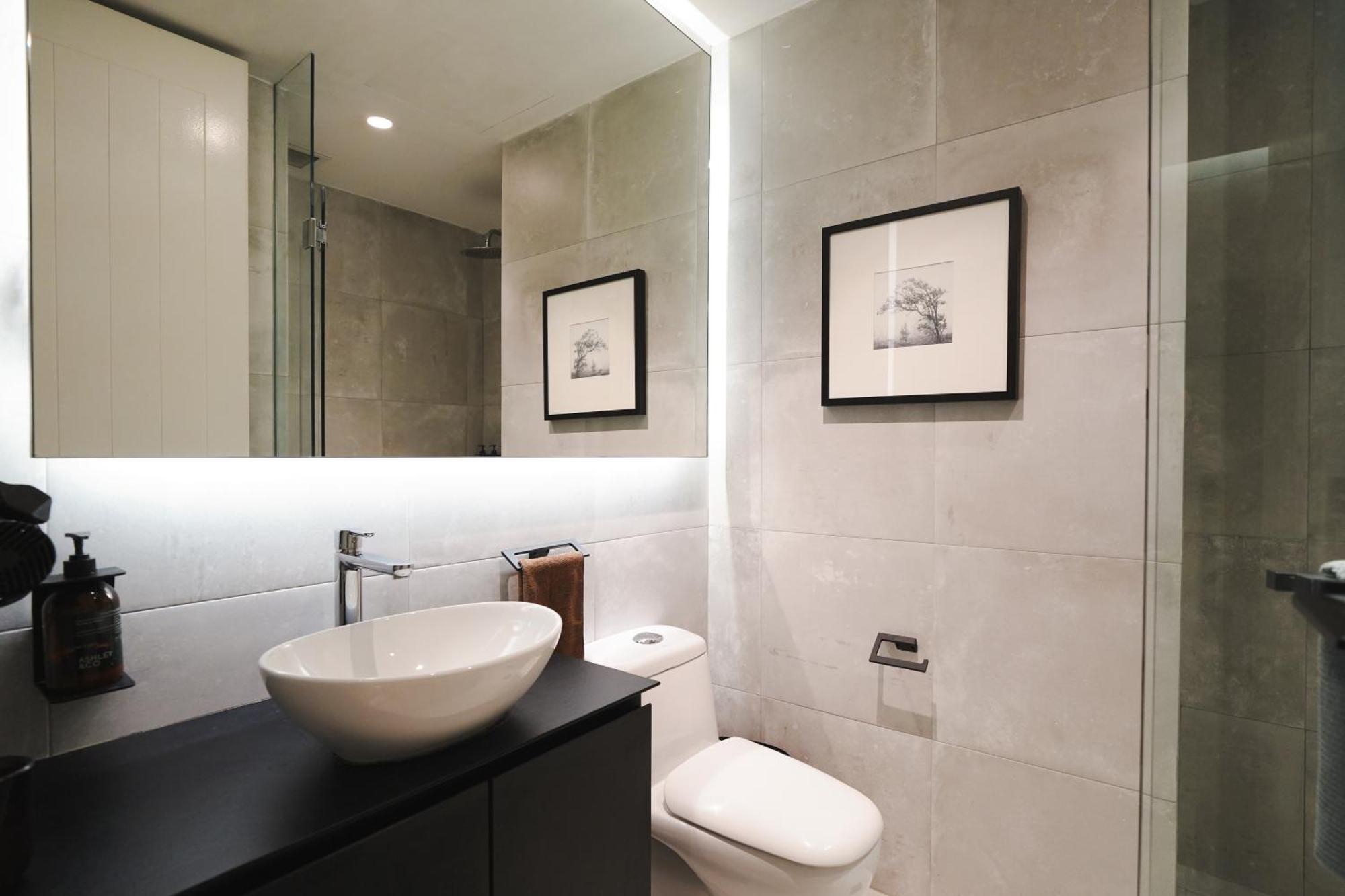 Base Residences: Hong Kong Street * Singapore