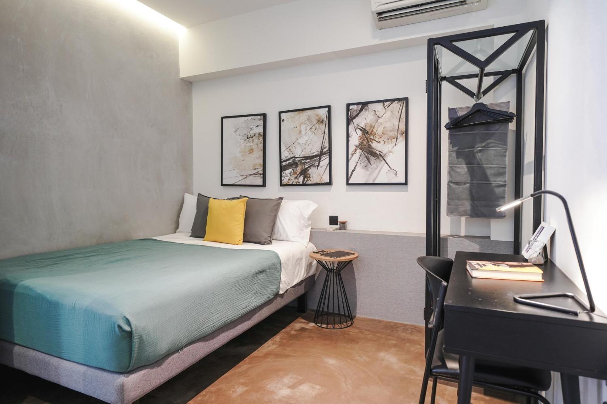 Base Residences: Hong Kong Street * Singapore