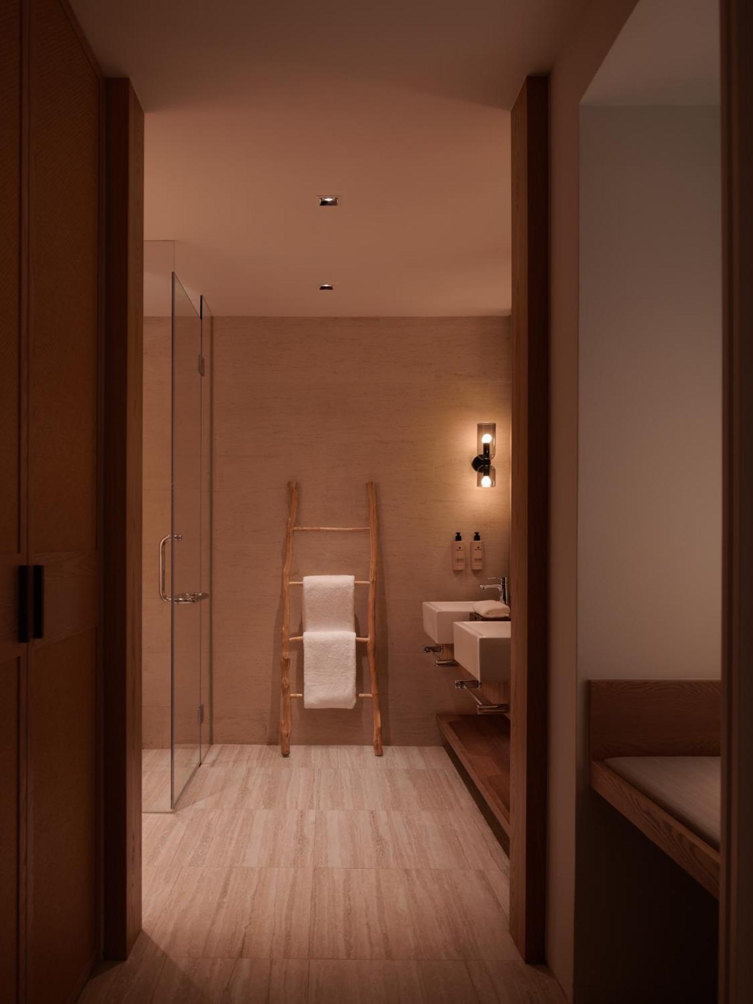 Amara Sanctuary Sentosa 5* Singapore