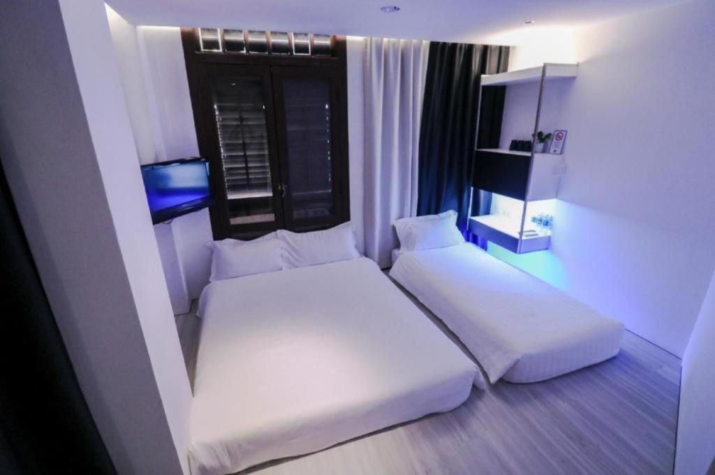 Hotel Calmo Chinatown 3*
